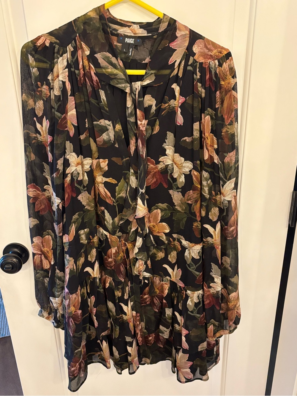 PAIGE Elynne Black Floral Tie-Neck Pleated Blouse - Picture 7 of 7